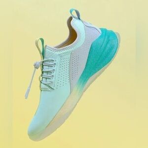 Clove Apple Jade Sneakers